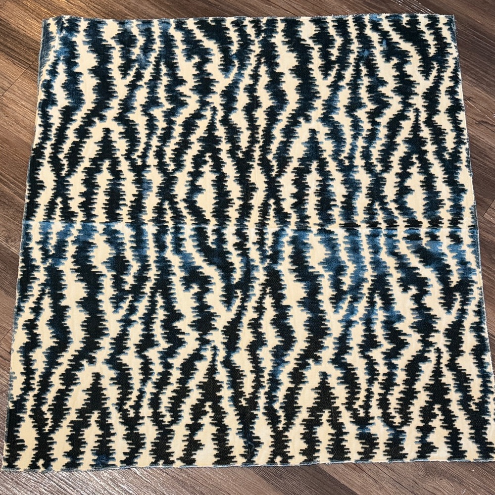 Cut velvet fabric 27”x 29”